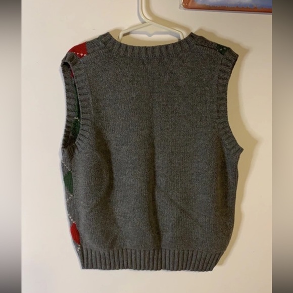 Kids Children’s Place Gray Red Green Argyle Sweater Vest - Picture 6 of 7